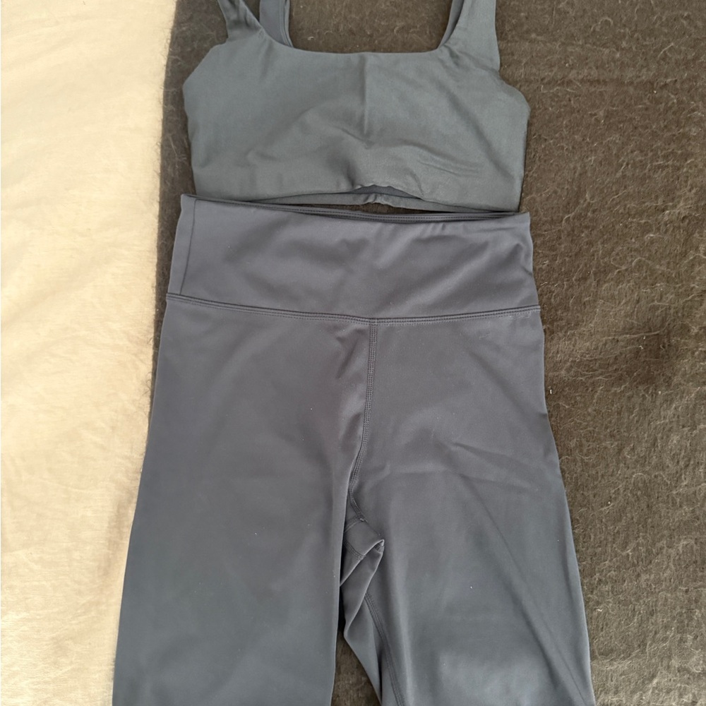 HM Women's Gray Activewear Set